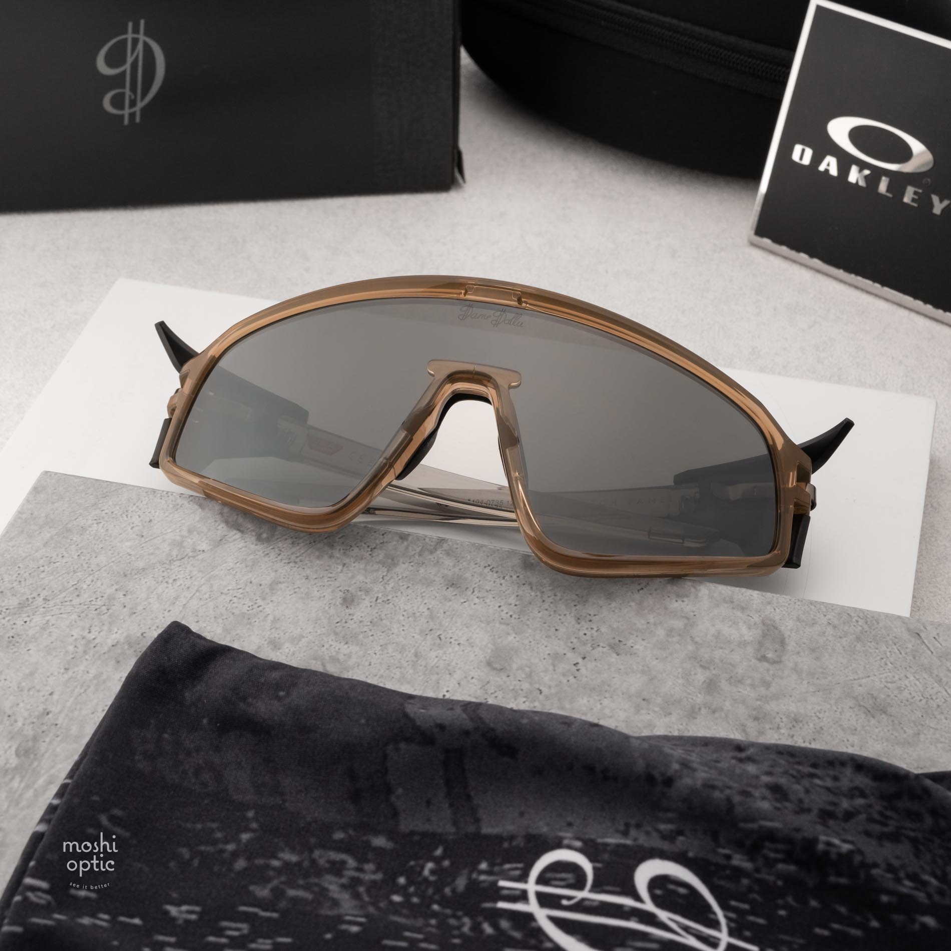 OAKLEY LATCH PANEL OO9404-07 Sepia Prizm Black