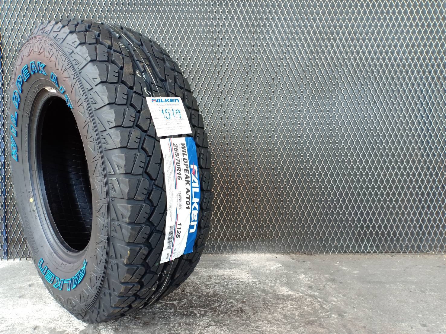 FALKEN AT01 265/70-16 ยางใหม่ปี19 ราคาถูก
