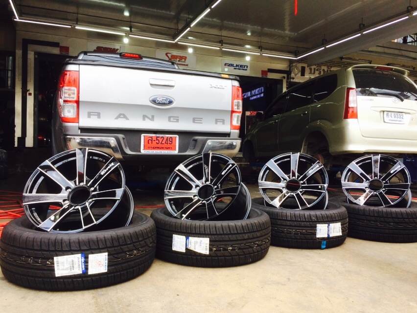 ล้อ GTR 18 FALKEN ZE912 ใส่ FORD ราคา ถูก