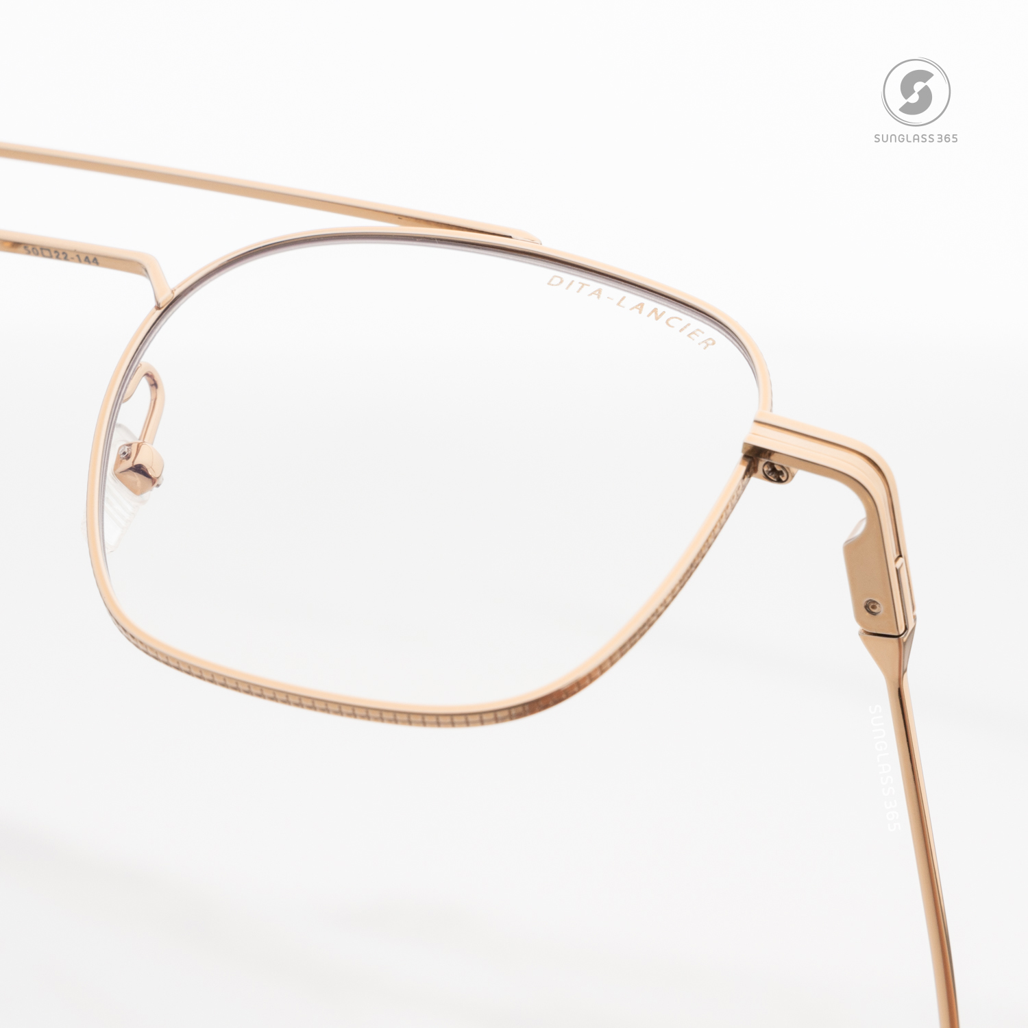 แว่นสายตา DITA LANCIER DLX118 A 01 with Blue Control Lens
