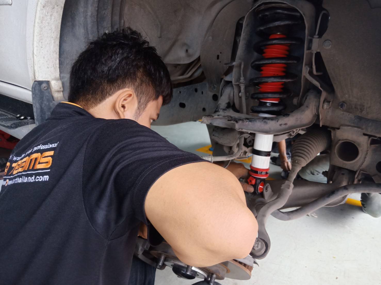 โช๊คอัพ YSS DTG-PLUS ใส่ PAJERO SPORT