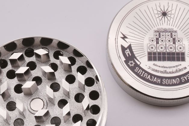 SSS-GRINDER-SILVER ที่บดสีเงิน
