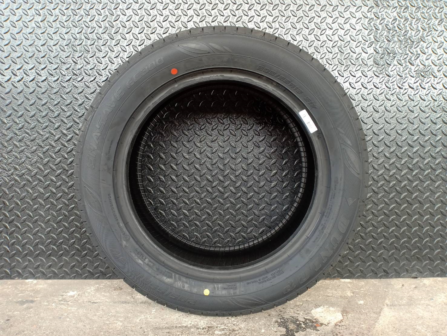 ยางใหม่ DUNLOP ENASAVE EC 300 205/55-16 ราคาถูก