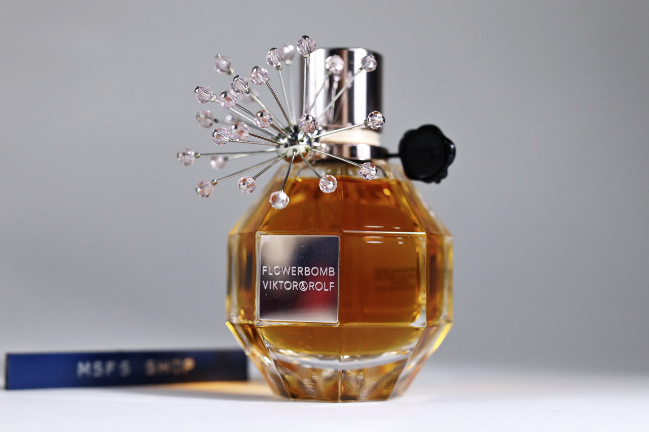 [USED] Viktor & Rolf Flowerbomb EDP 50ml Limited Edition Spray แบบสเปรย์