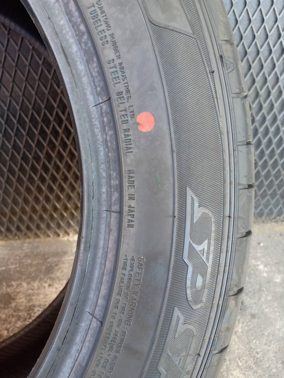 DUNLOP SPMAXX050 PLUS 275/50-20 ปี18 เส้น 5500 ปกติ 21000