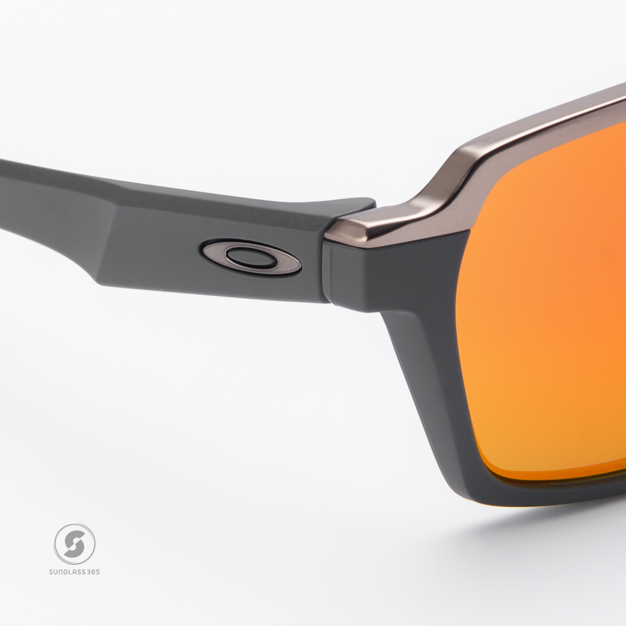 Oakley OO4143-11 Parlay MotoGP Collection Prizm Ruby