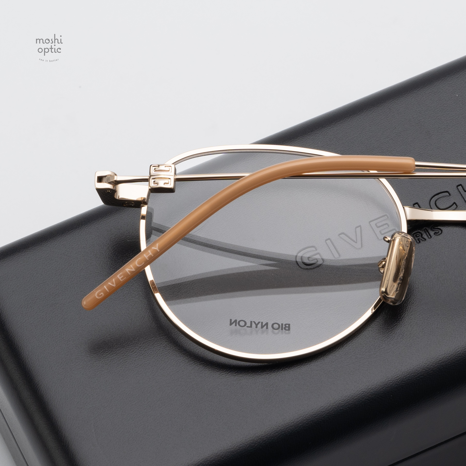 แว่นสายตา Givenchy GV50072U 032