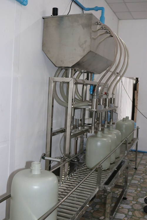 เครื่องบรรจุน้ำถัง20 ลิตร