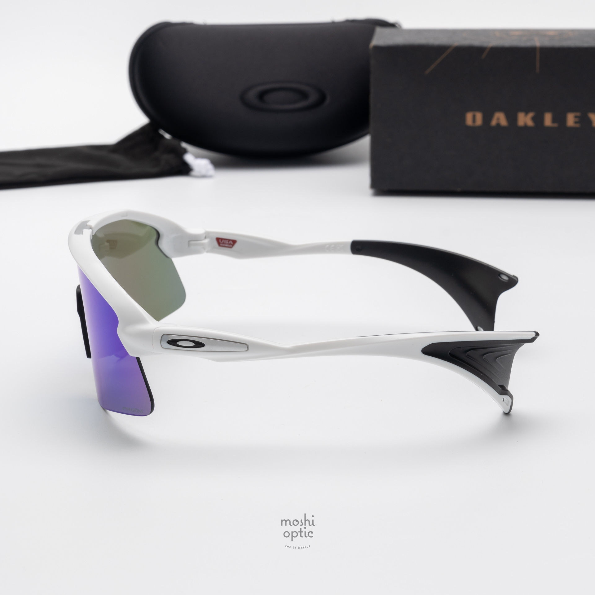 OAKLEY STUNT DEVIL OO9517-04 Matte White Prizm Sapphire