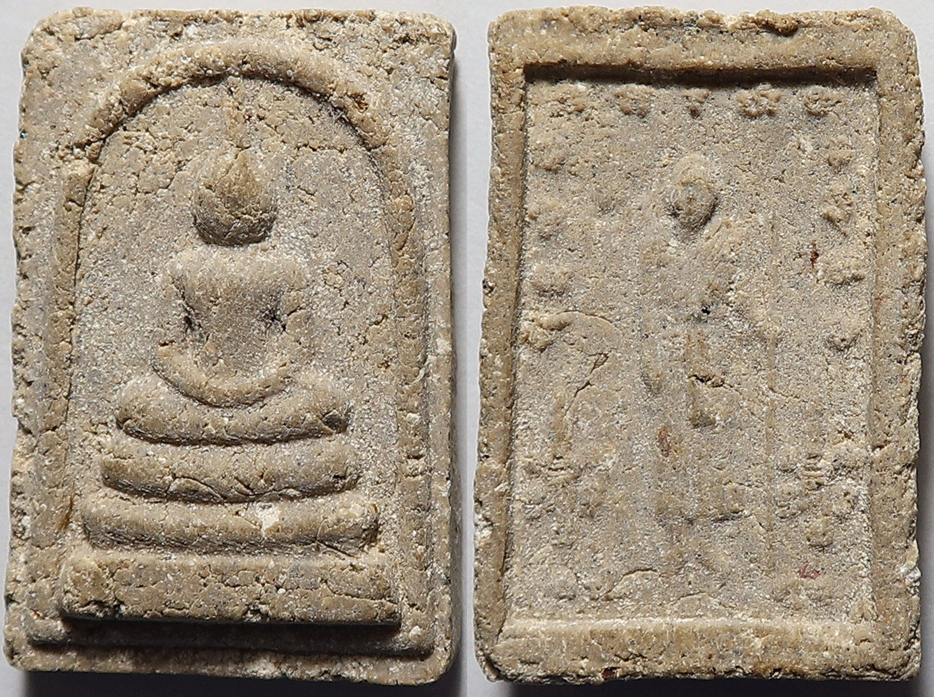 1087 พระสมเด็จ หลวงปู่ศุข วัดปากคลองมะขามเฒ่า จังหวัดชัยนาถ เนื้อผง เนื้อดี มวลสารมาก