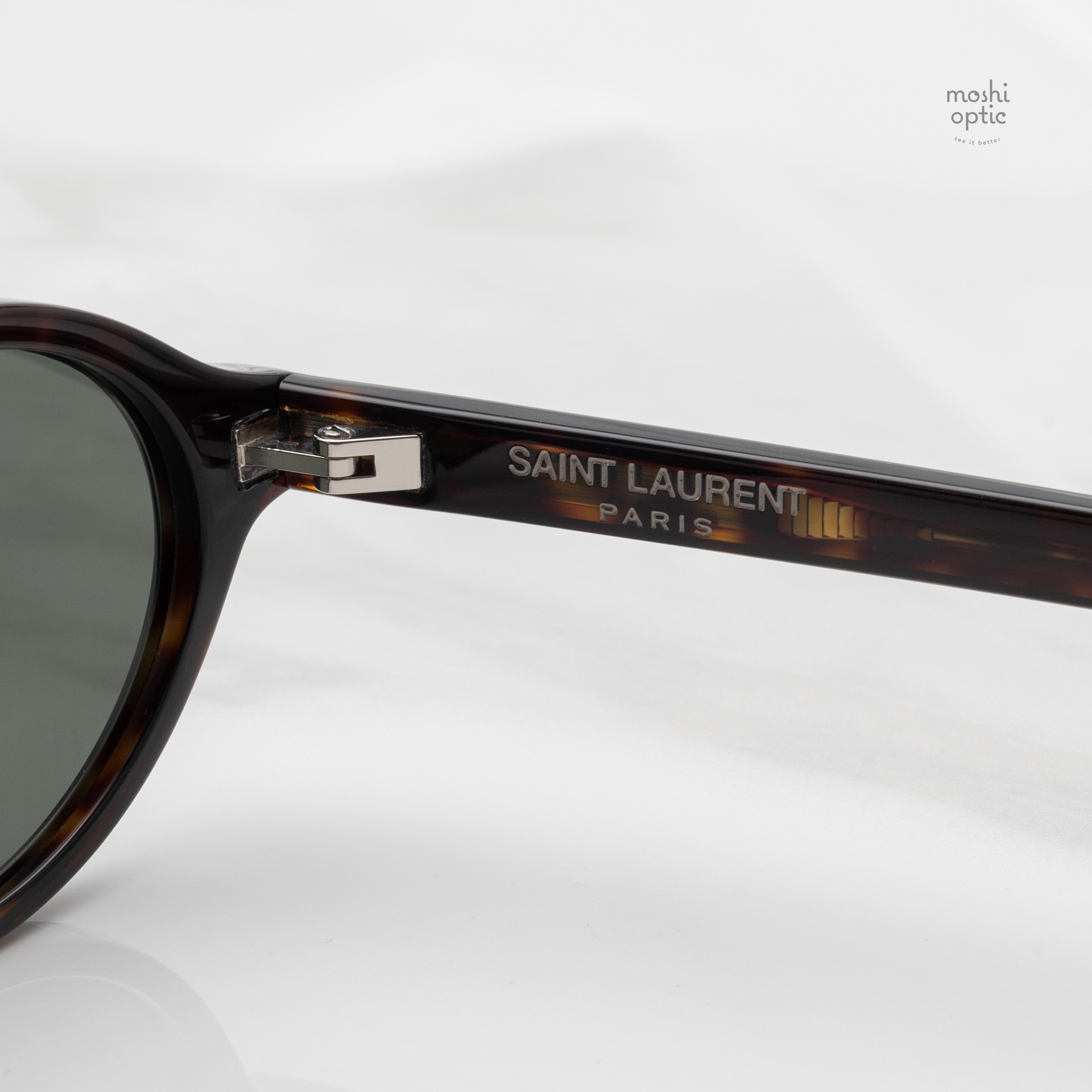 แว่นกันแดด YVES SAINT LAURENT JEANNE SL 751 002