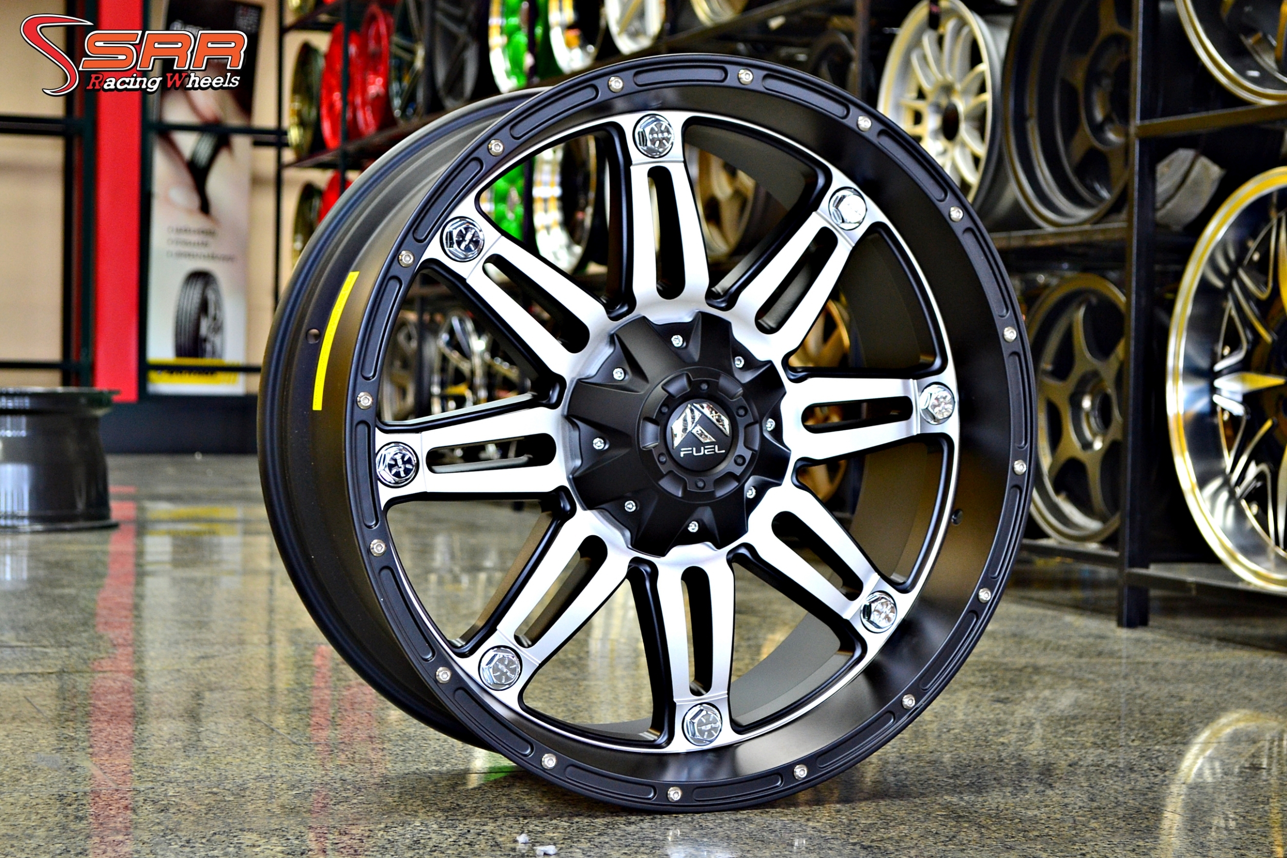 ล้อแท้ FUEL HOSTGE ขอบ22นิ้ว วงละ 16,000.-