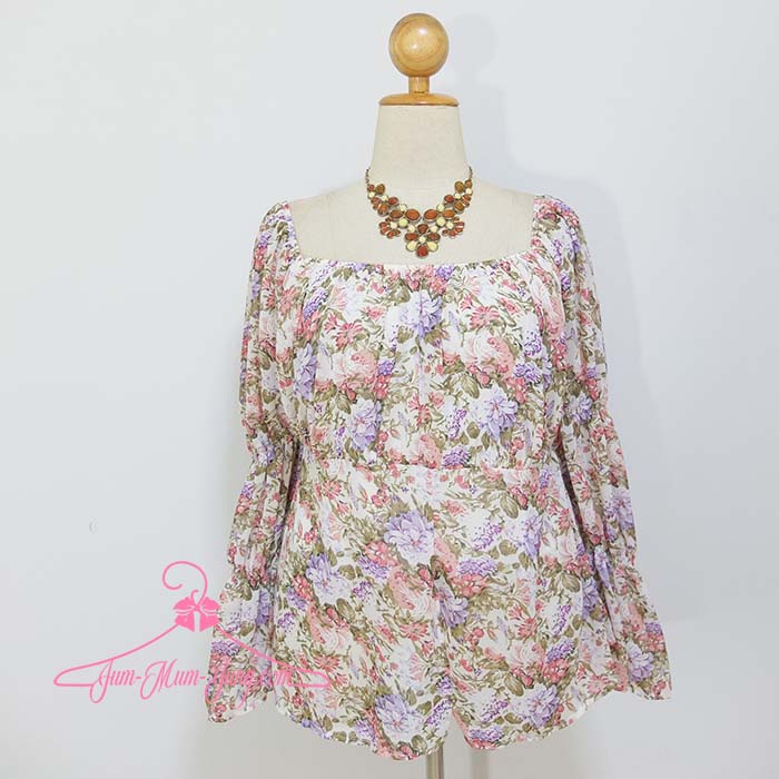 *อกฟรีไซส์46-50นิ้ว*เสื้อแฟชั่นคนอ้วนคอกว้างใส่ยางยืดผ้าชีฟองสีครีมลายดอกไม้ แขนยาวสม๊อกยางยืด2ชั้นผ่าชายตรงกลาง มีซับใน ด้านหลังสม๊อกยางยืด สวยเก๋น่ารักมากๆค่ะ