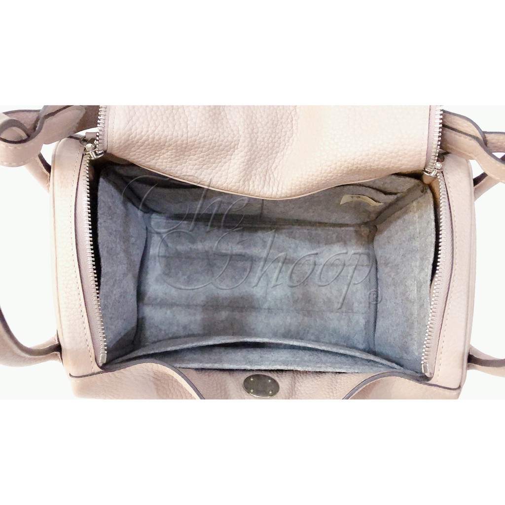 ที่จัดระเบียบกระเป๋า Hermes Lindy 30 มีให้เลือก 3 สี ช่วยแก้ปัญหา หาของสิ่งของในกระเป๋าไม่เจอ ที่สำคัญ!! น้ำหนักเบาจนเหมือนไม่ได้ใส่