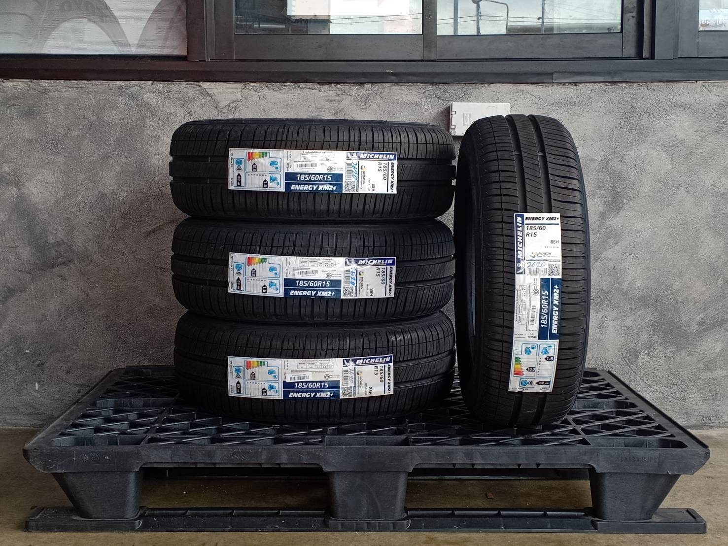 MICHELIN 185/60R15 ENERGY XM2+ 88H MADE IN THAILAND