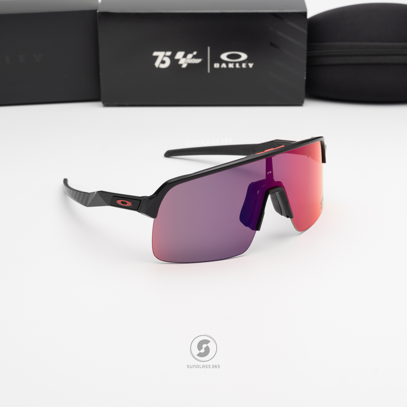 OAKLEY OO9463A-62 Sutro Lite(A) Moto GP Collection Matte Black Prizm Road