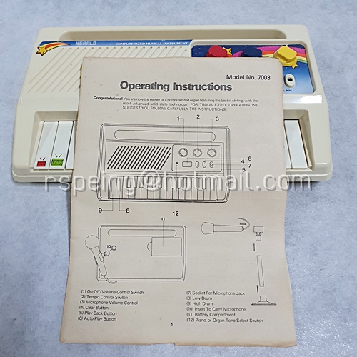 ของเล่นวินเทจ ยุค 80 อิเล็กโทน พร้อมไมโครโฟน (ใช้ไม่ได้) 80's Electronic Computerized Musical Instrument