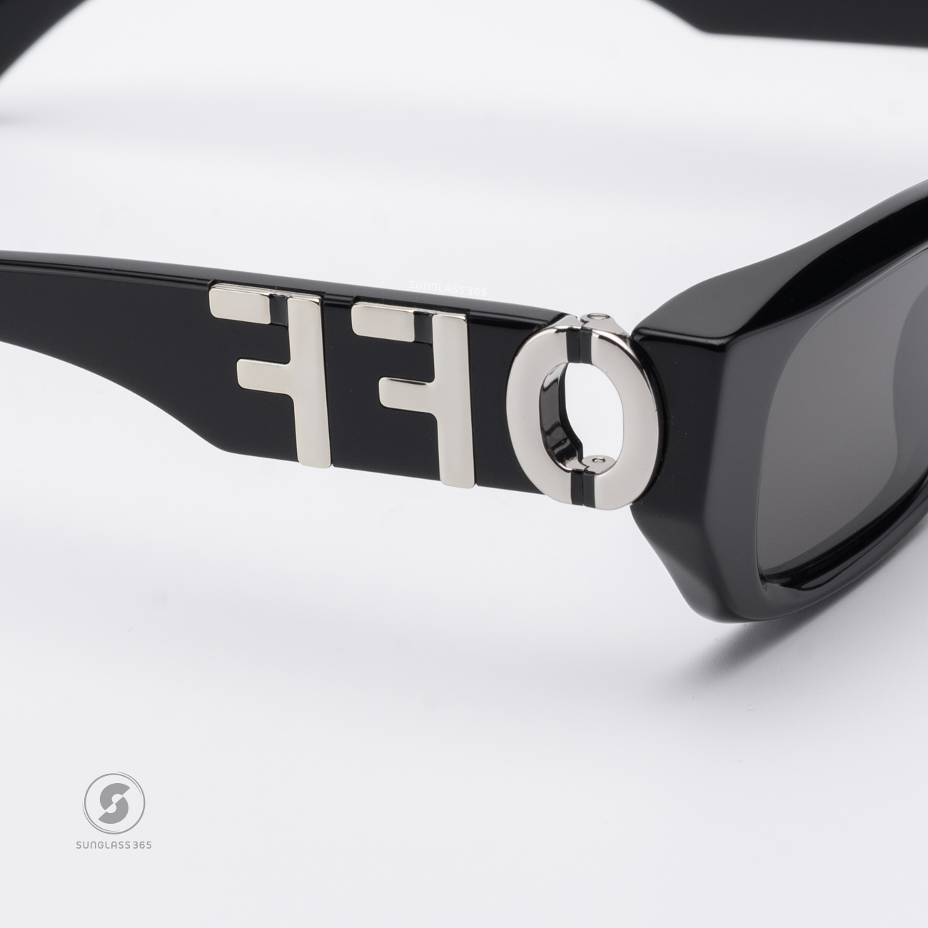 แว่นกันแดด Off-White OERI124 1007