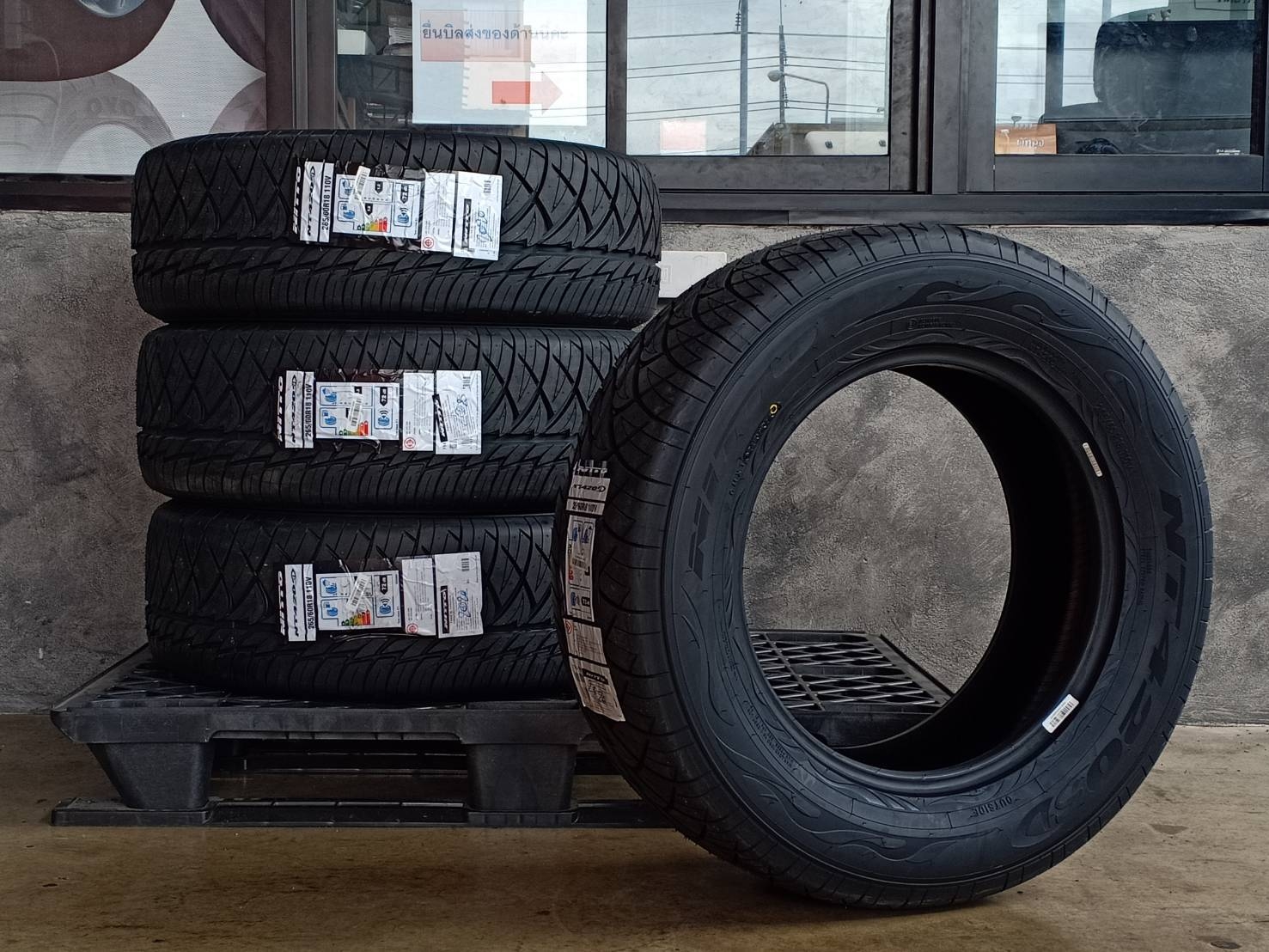 NITTO 265/60R18 NT 420SD 110V MADE IN MALAYSIA