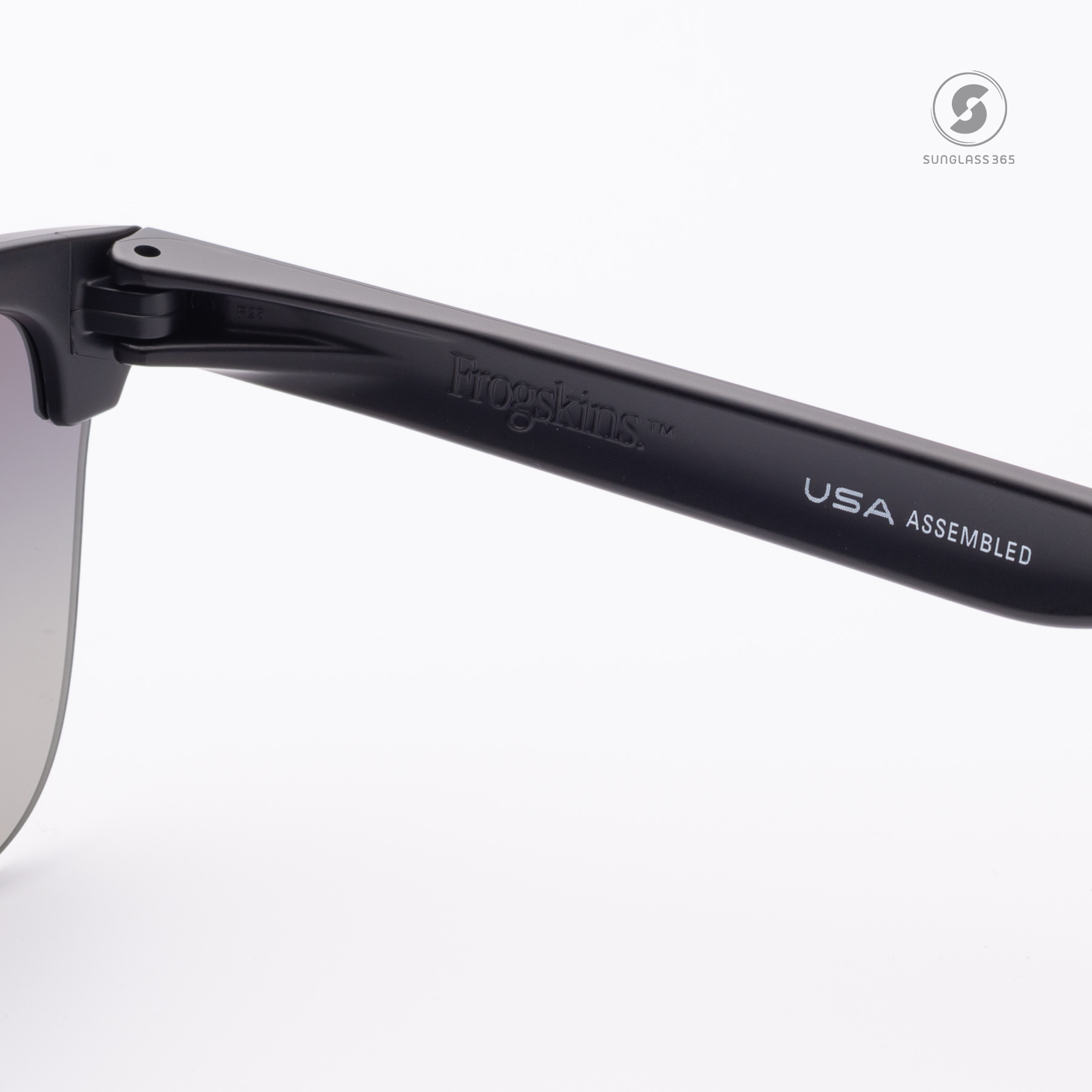 OAKLEY OO9374-49 Frogskins Lite Prizm Black