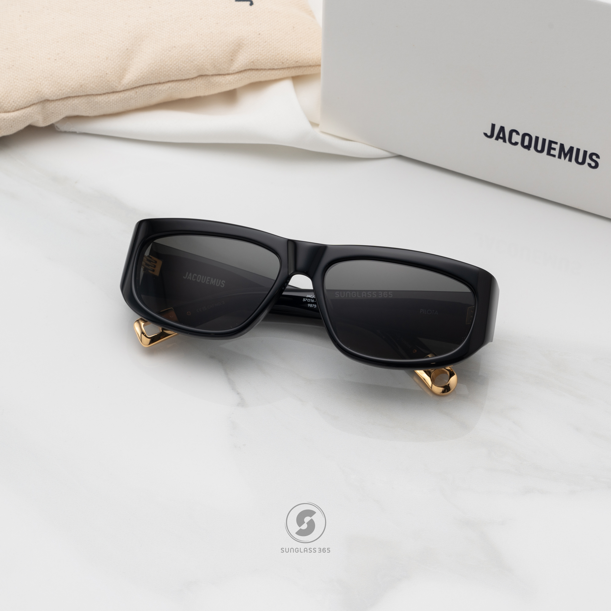 แว่นกันแดด JACQUEMUS THE PILOTA JAC2 C1