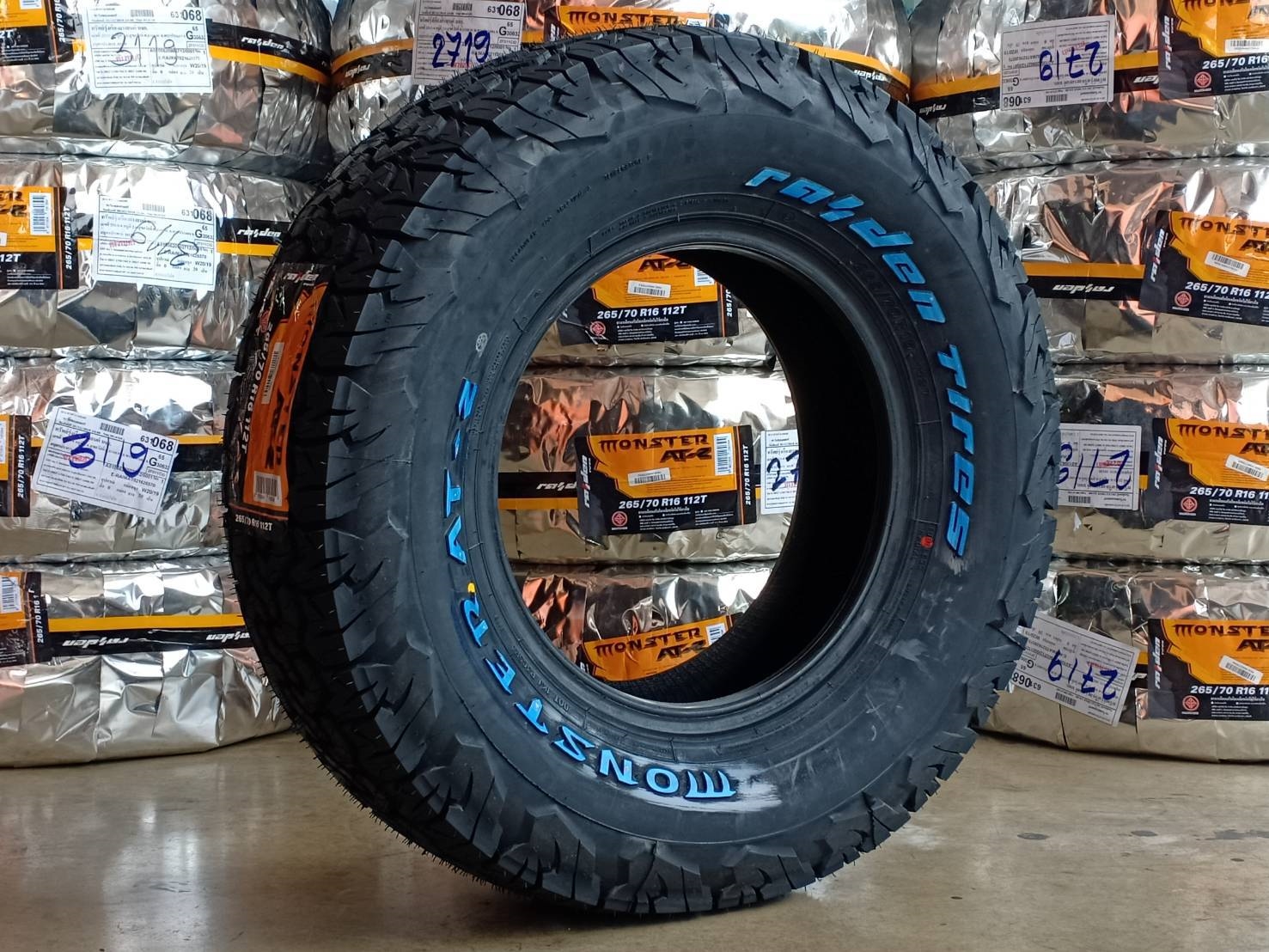RAIDEN MONSTER AT2 265/70R16 112T (ปี19)