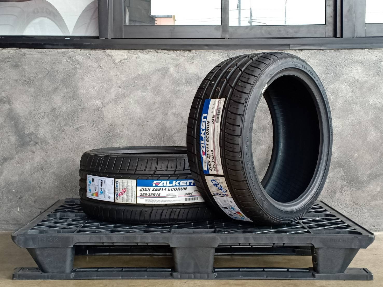 FALKEN 255/35R18 ZIEX ZE914 ECORUN 94W MADE IN THAILAND
