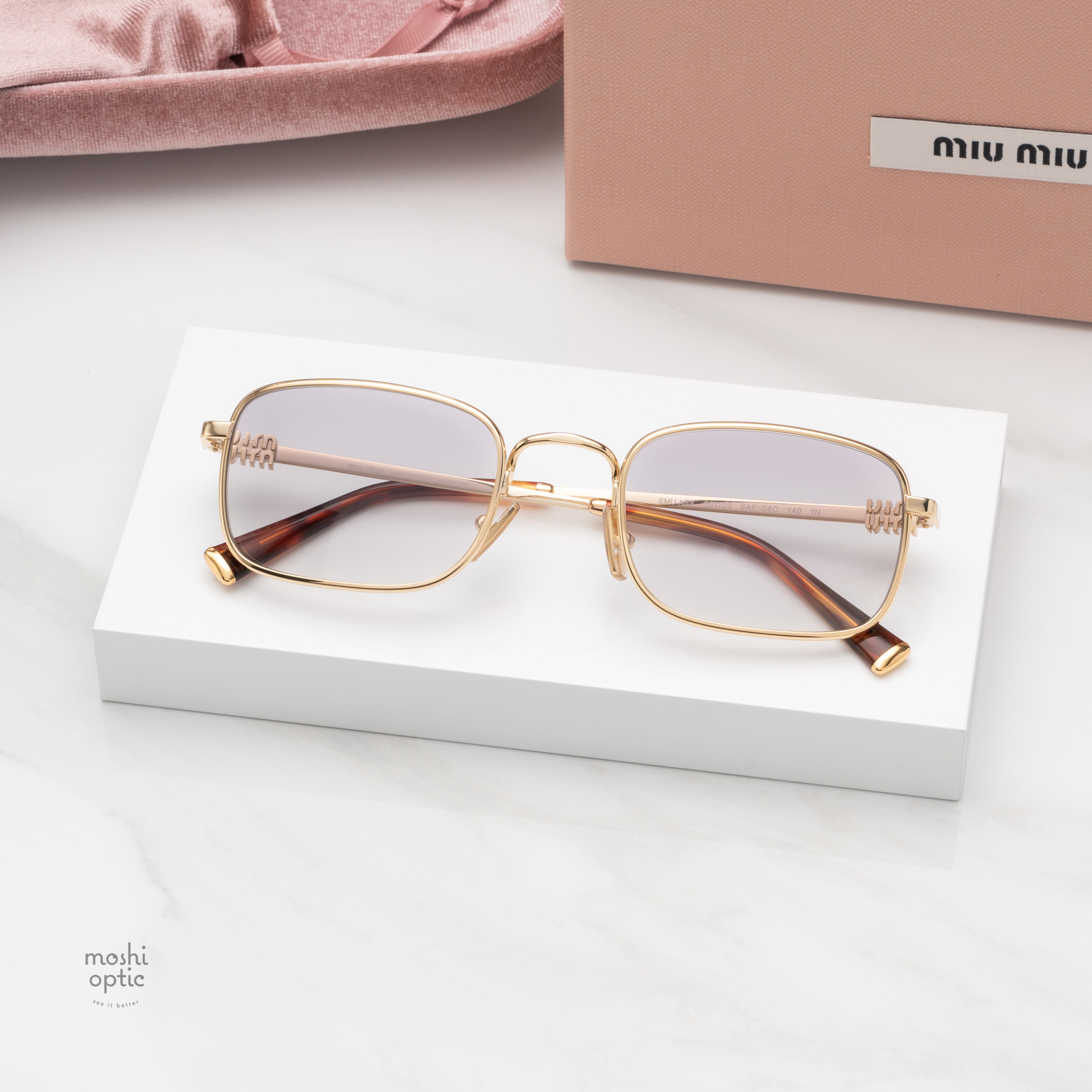 แว่นกันแดด Miu Miu MUA53S 5AK04O