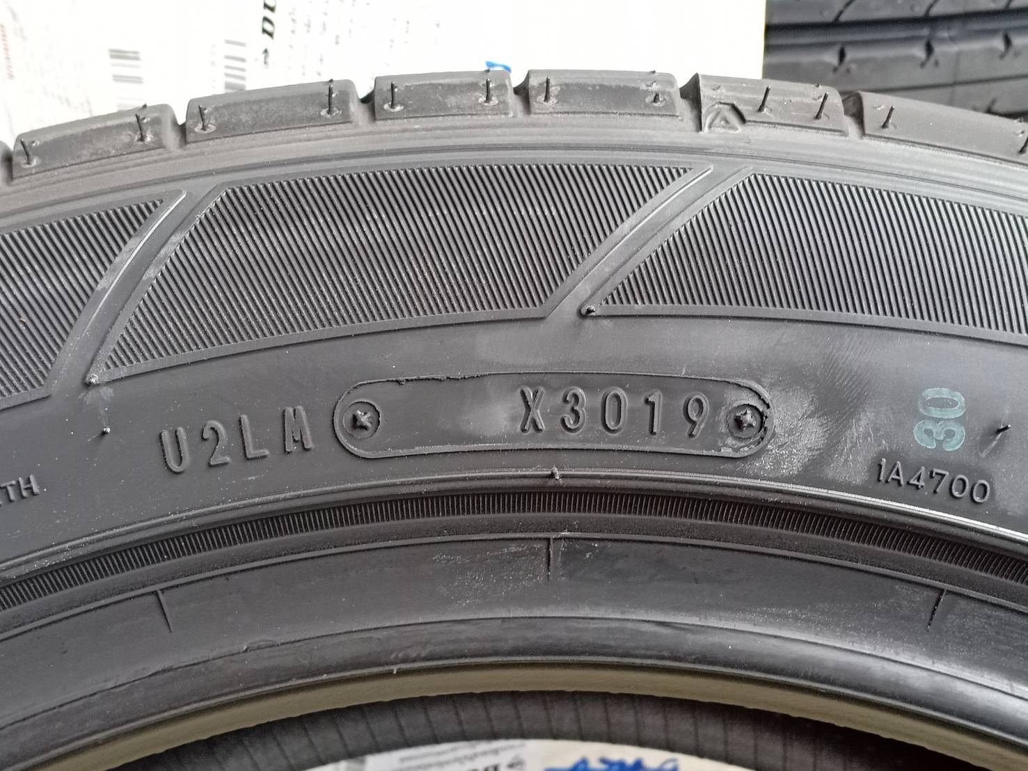 DUNLOP SP SPORTMAXX050 215/55R17 94V (ปี19)