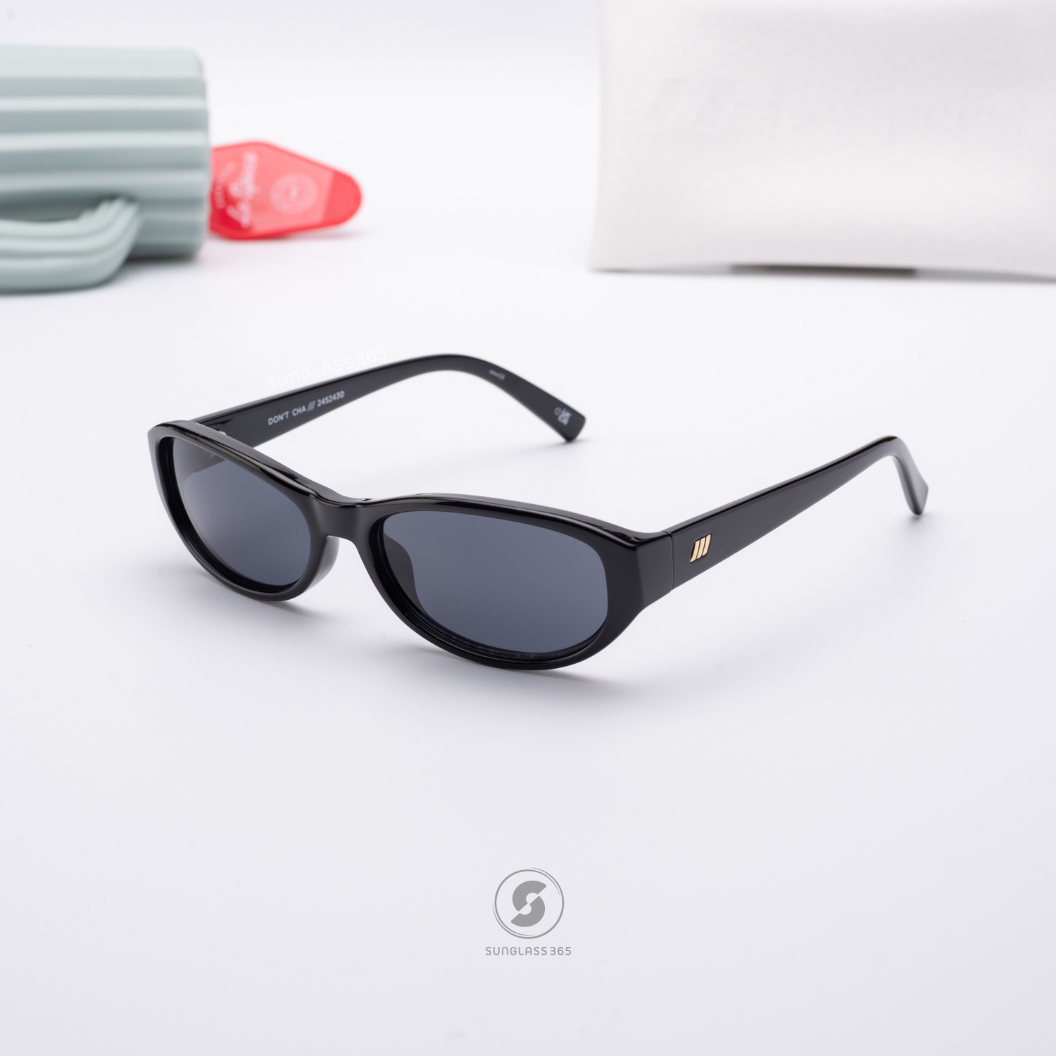 แว่นกันแดด Le Specs LSP2452430 DON'T CHA Black