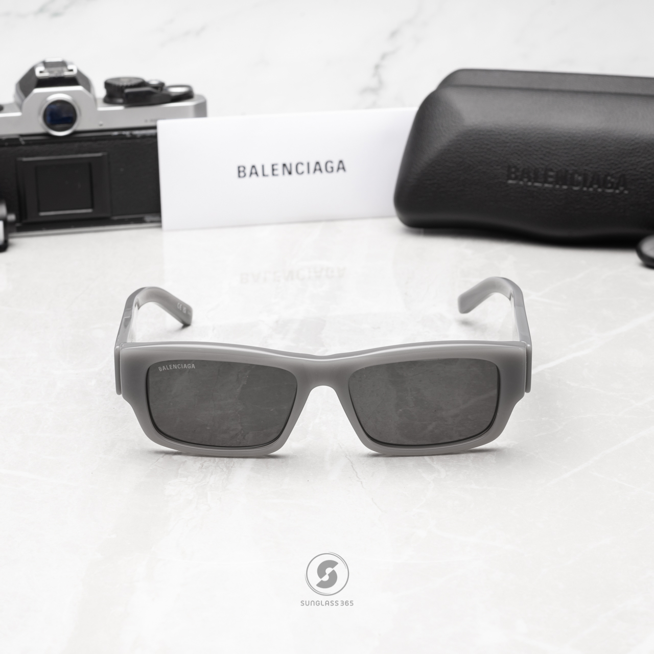 แว่นกันแดด Balenciaga BB0261SA 004