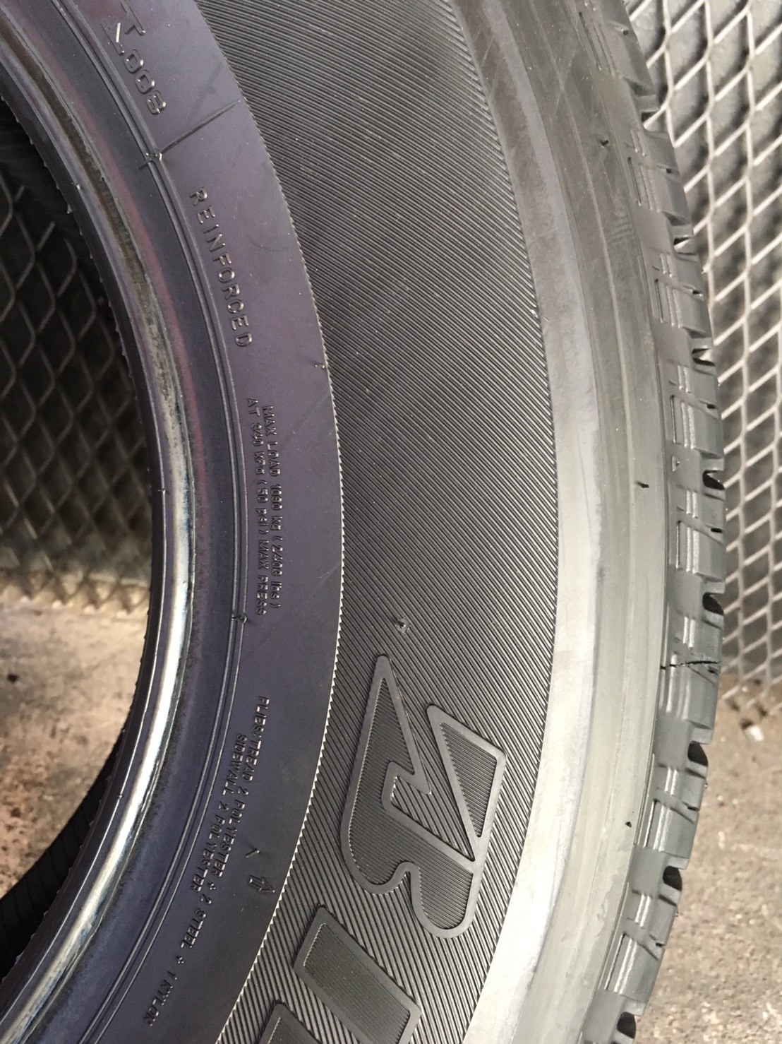 ยางใหม่ ปี19 BRIDGESTONE HT840 245/70-16 ราคาถูก