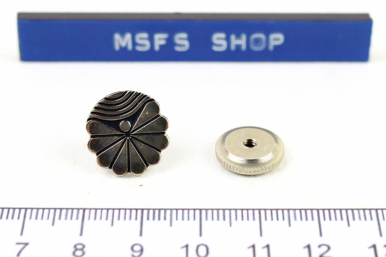 [มือสอง] เข็มกลัดโลหะ Vintage Enamel Pin จากญี่ปุ่น ขนาดเล็ก แบบที่ 16 - โกดังญี่ปุ่น