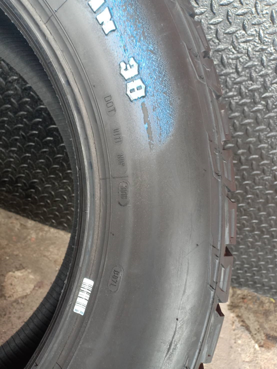 ยางใหม่ MICKEY THOMPSON DEEGAN38 AT 275/55-20