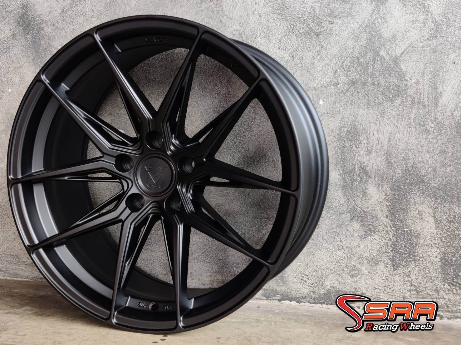 VAGE VF02 18X8.5 5X113 35 ALUMITE BLACK FLAT (ดำด้าน)