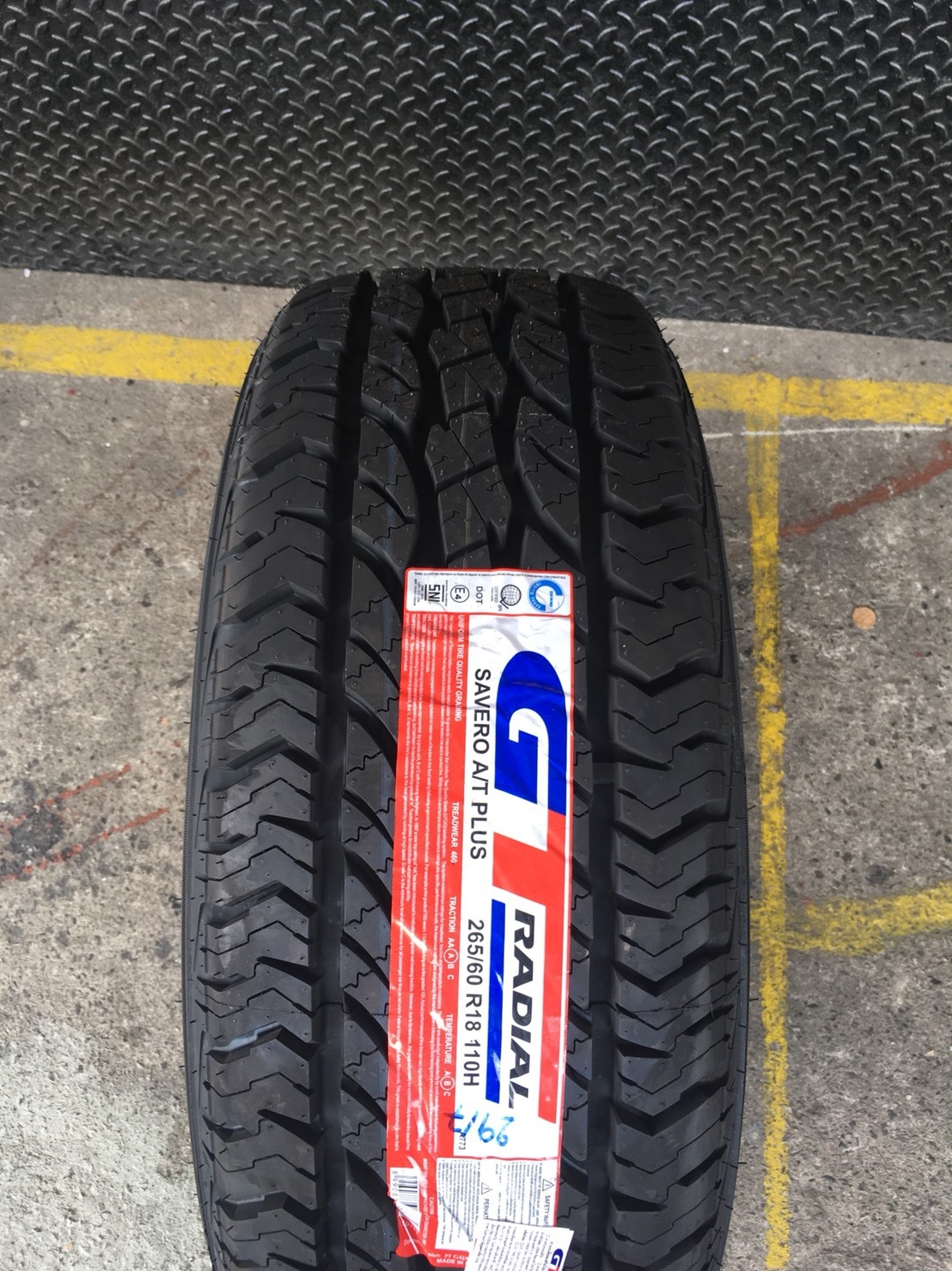GT RADIAL SAVERO A/T PLUS 265-60-18 เส้น 6500 ซื้อ2แถม2