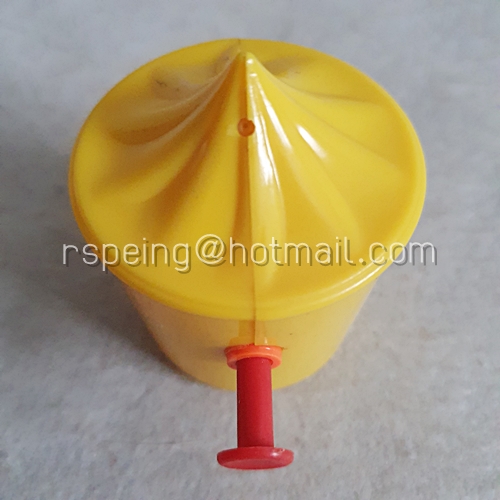 ปืนฉีดน้ำมินิทรงถังไอศกรีมสีเหลือง Wall's สุขยกก๊วน