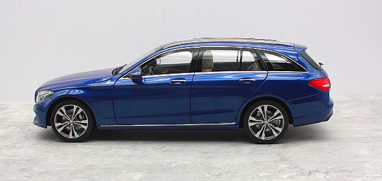 พรีออเดอร์ โมเดลรถ โมเดลรถยนต์ Norev Benz C-Klass 1:18 มีโปรโมชั่น