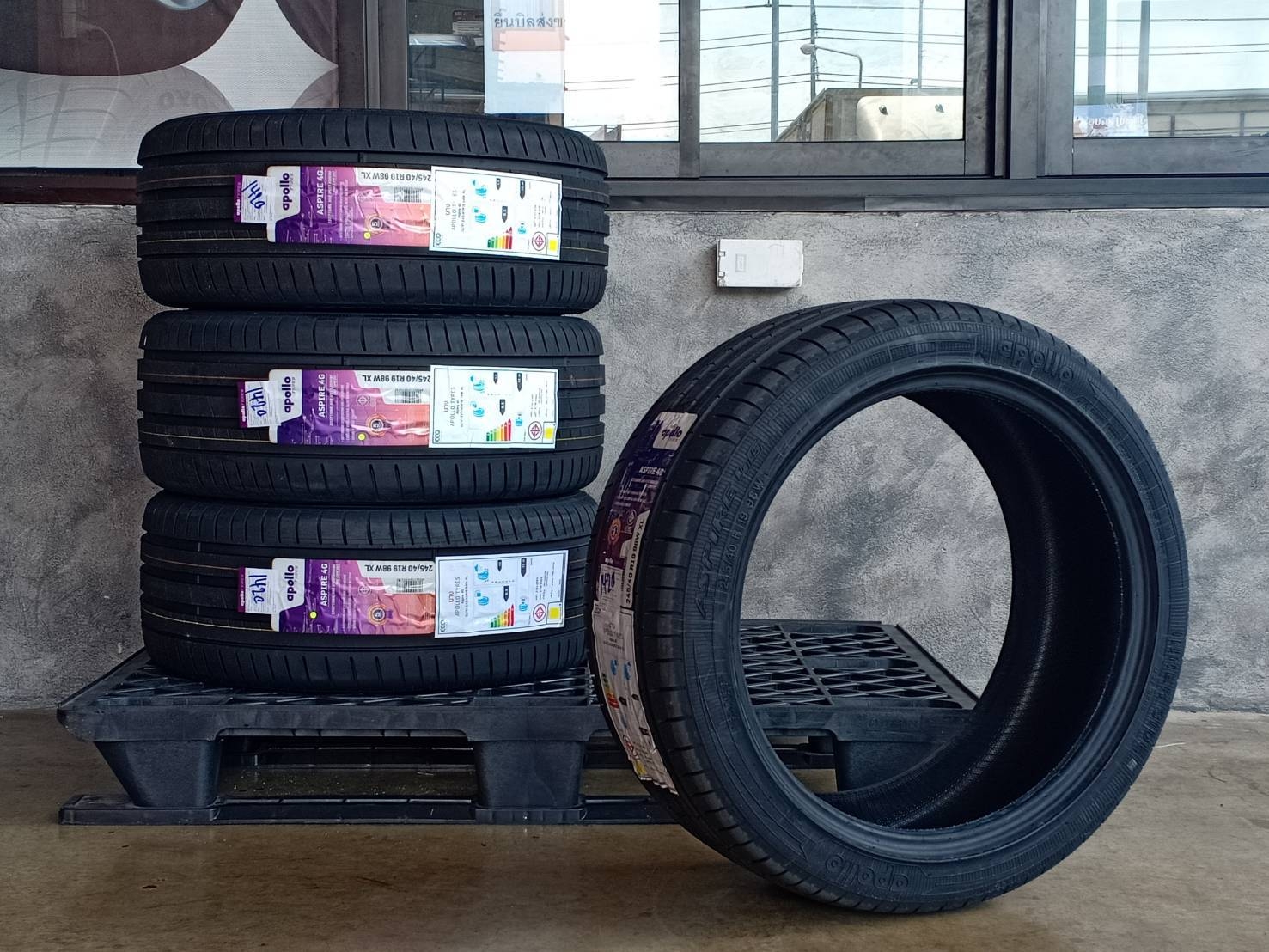 APOLLO 245/40R19 ASPIRE 4G 98W XL MADE IN INDIA