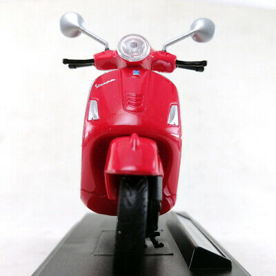 ขาย พรีออเดอร์ โมเดลรถเหล็ก โมเดลรถ มอเตอร์ไซค์ Vespa 2017 GTS 125cc มี โปรโมชั่น