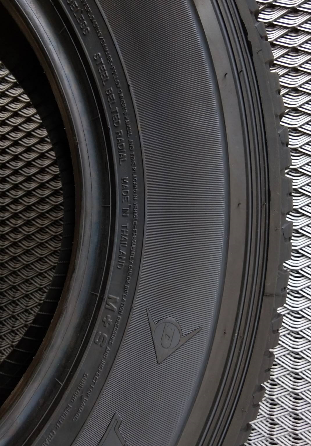 #แนะนำยางรถยนต์ ยี่ห้อ #DUNLOP #AT20 #คุณภาพดีเยี่ยม #ราคามิตรภาพ#สำหรับรถขนานใหญ่และSUV ขอบ17"นิ้ว