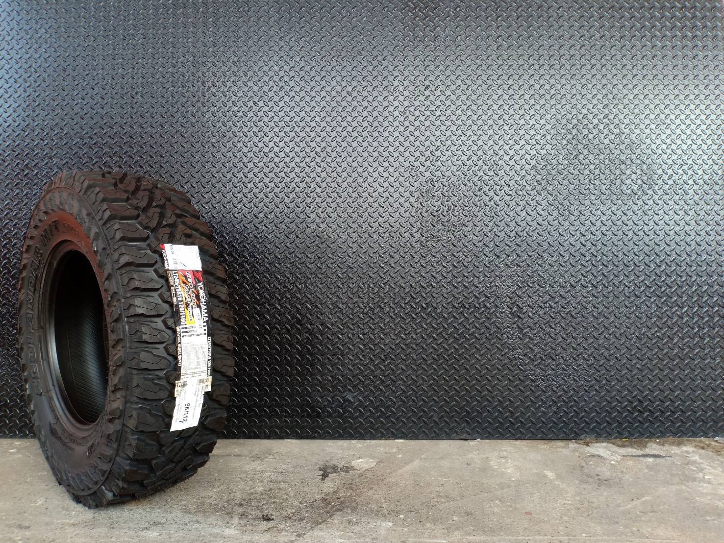 YOKOHAMA MT G003 245/75-16 เส้น 4750 ปกติ 6500 ปี18