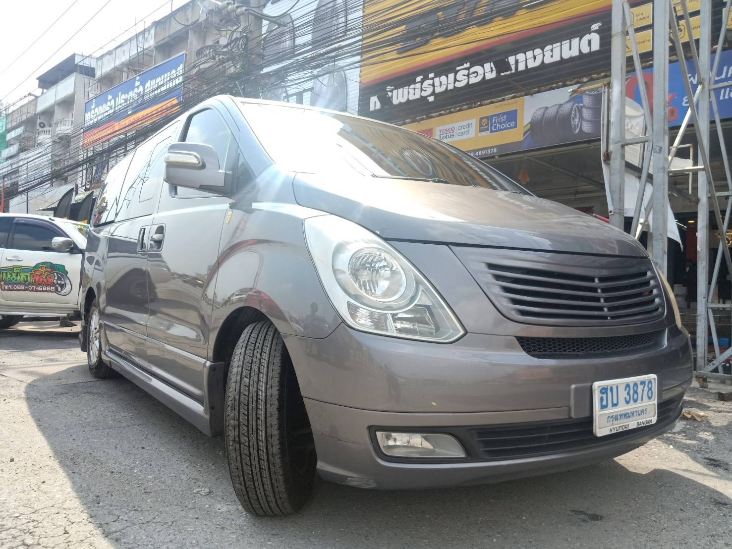 BRIDGESTONE R611 215/70R16 ราคาพิเศษ