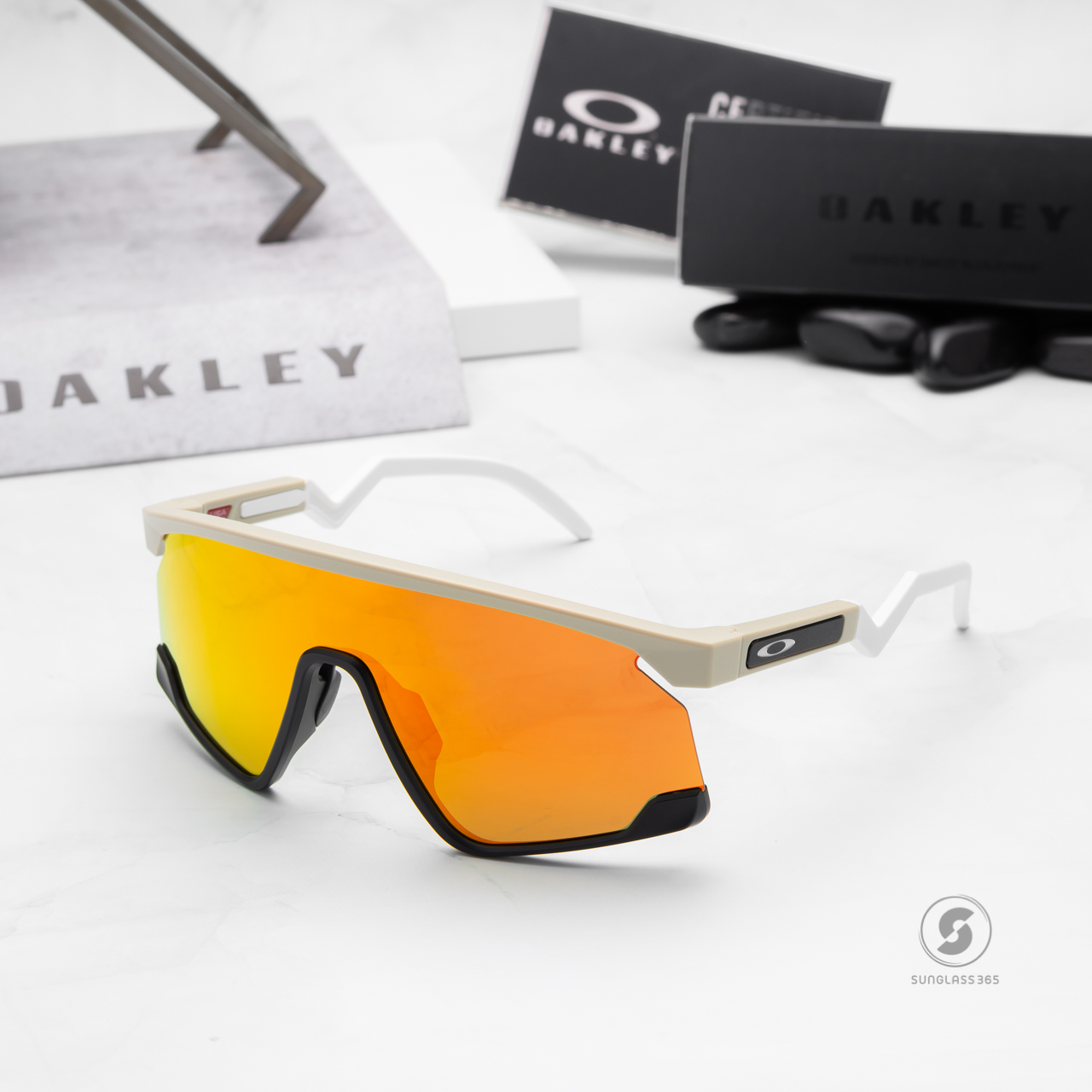 Oakley BXTR OO9280-04 Prizm Ruby