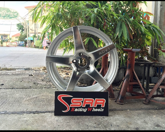 ล้อใหม่ทุกลายขอบ18 ชุด 9800 ปกติ 24000 บาท จำนวนจำกัด คลิ๊กชมเลย