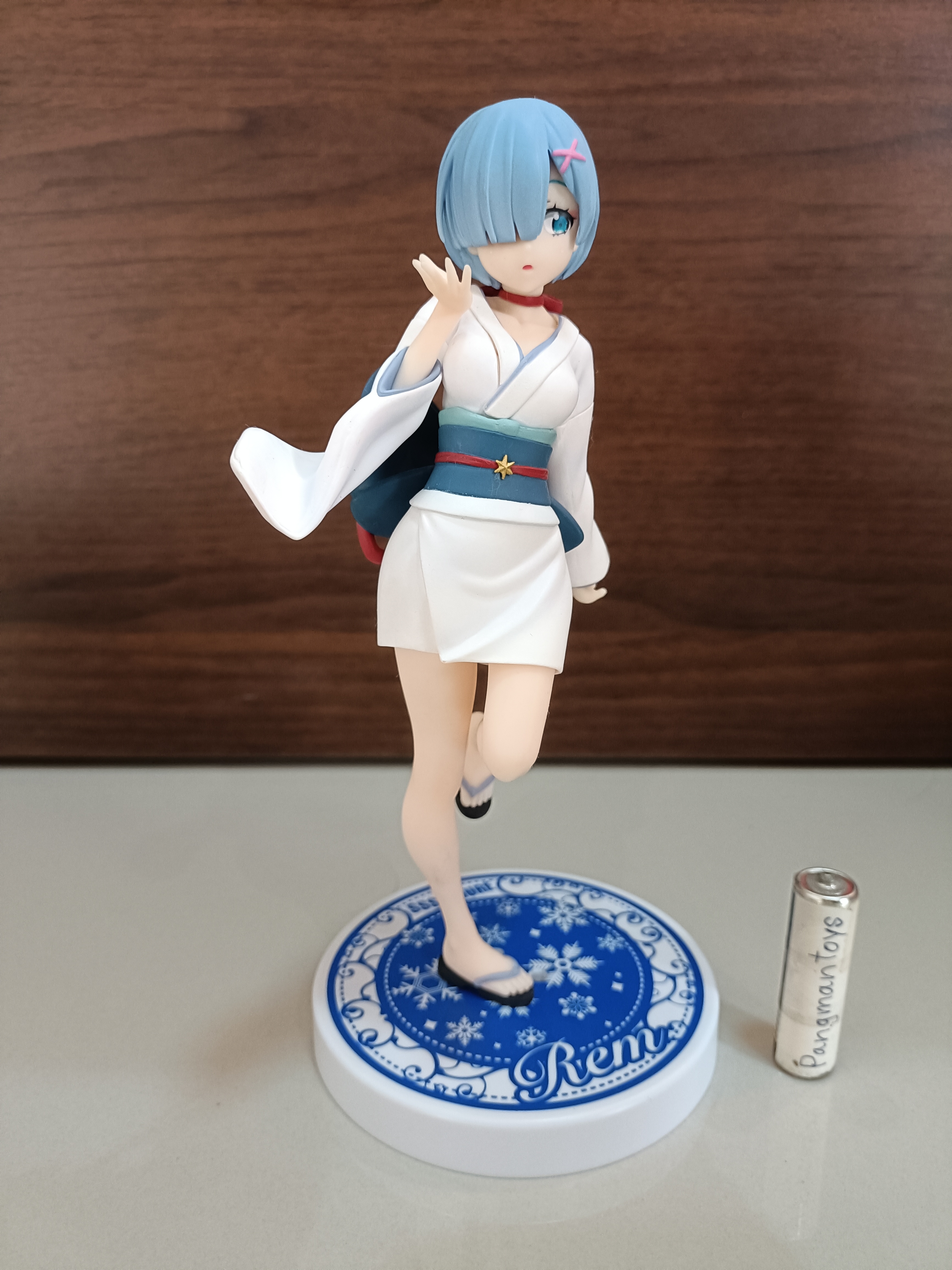 โมเดลฟิกเกอร์Rem Re Zero มือสองชิ้นส่วนไม่ครบมีตำหนิรอย