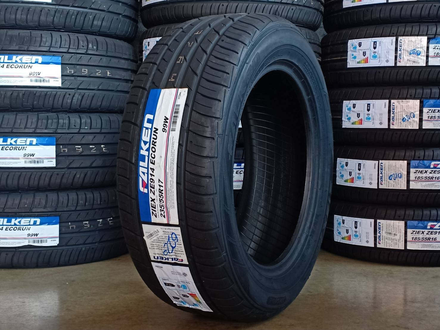 FALKEN ZE914 235/55R17 ลดราคา