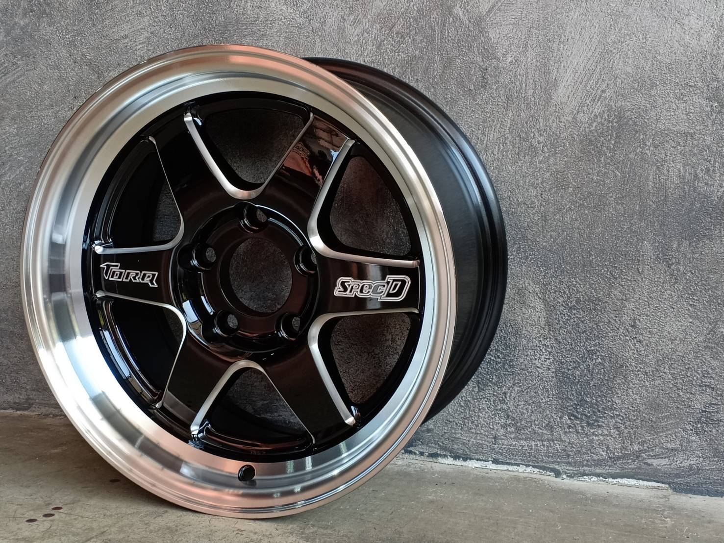 D1S 15X7.5 5X114.3 20 73.1 BKM