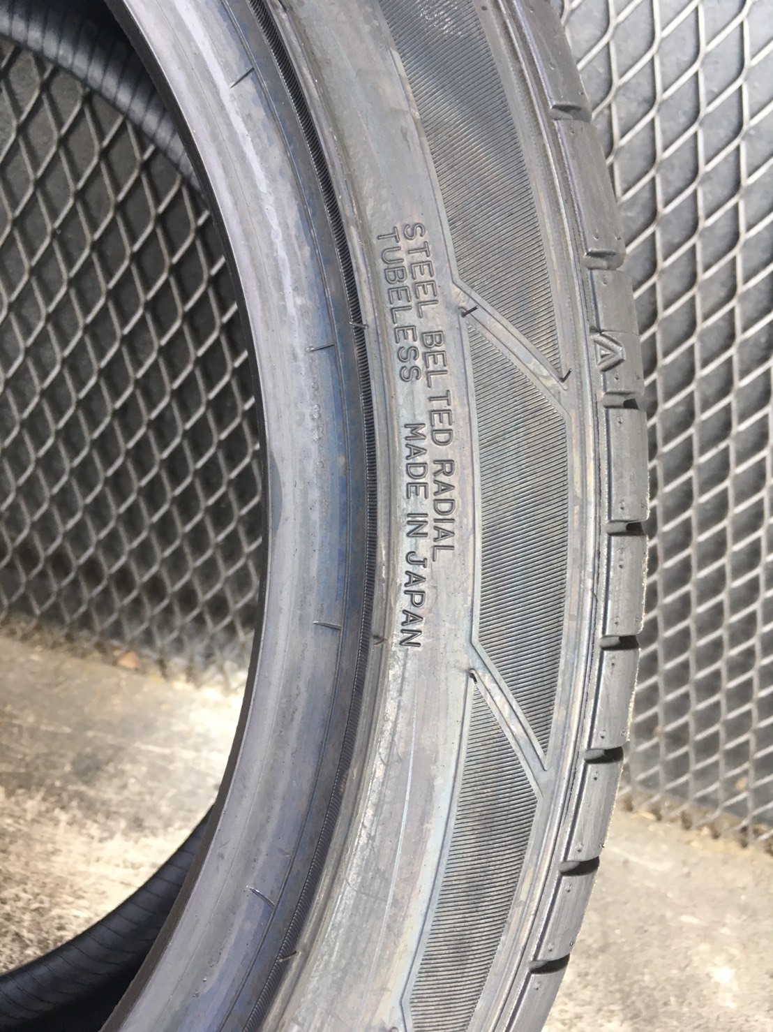 DUNLOP SPORTMAXX050+ 235/45-18 ยางใหม่ ราคาถูก