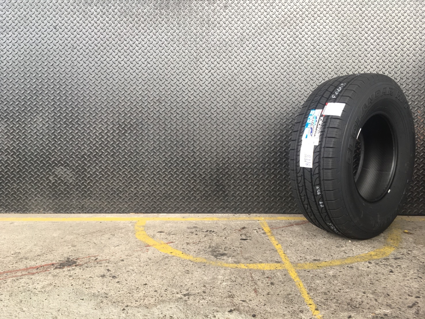 YOKOHAMA GEOLANDAR HTG056 255-70-15 เส้น 5000 ปี18 ปกติ 6500